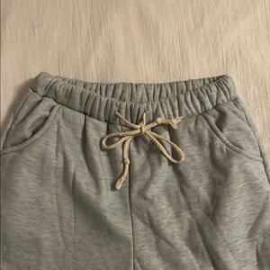 Kids Gray Jogger Pants | Medium